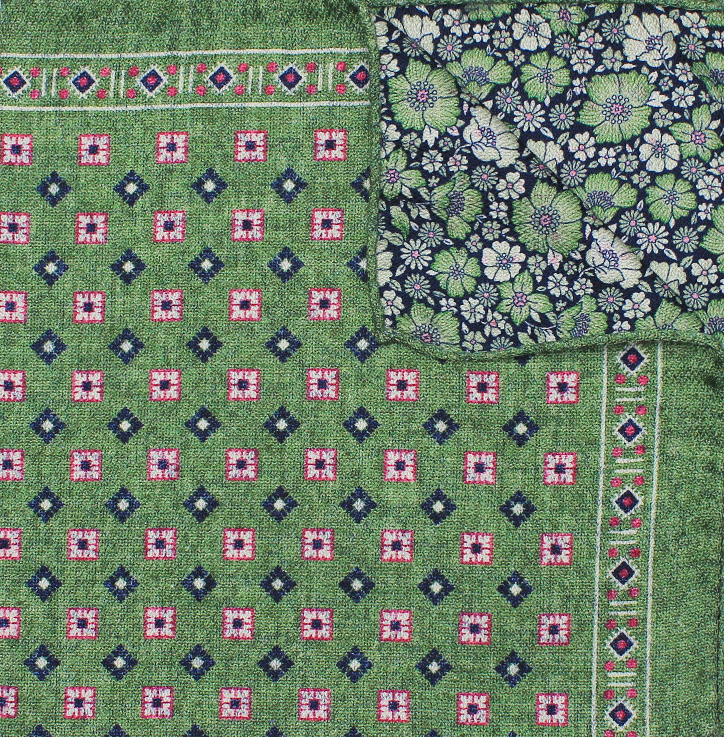 Green Printed Reversible Neat/Floral